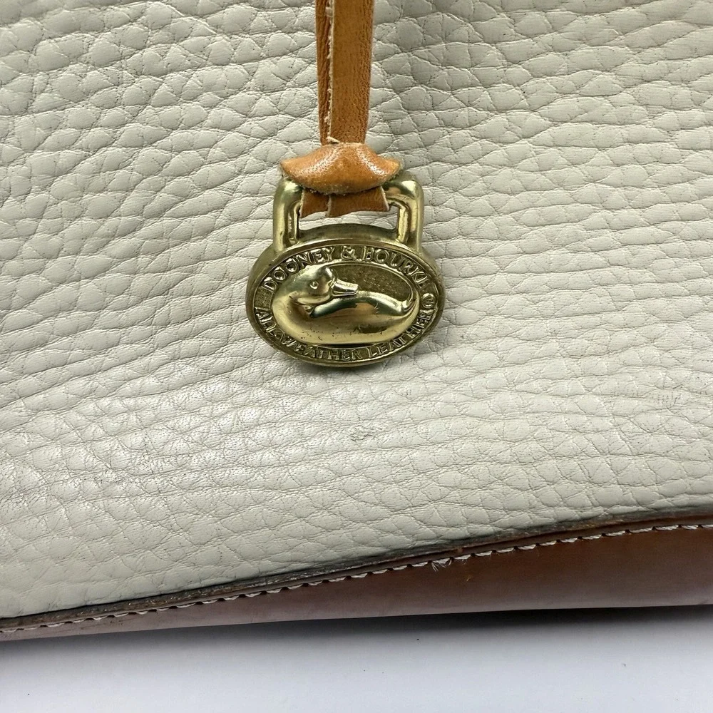 Vintage Dooney & Bourke Bag Tan Brown Pebbled Leather Purse Hand Shoulder Bag